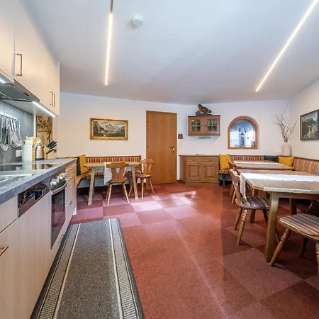 Apartamento Gaestehaus Raphaela Sölden