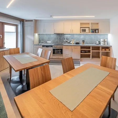 Gaestehaus Raphaela *